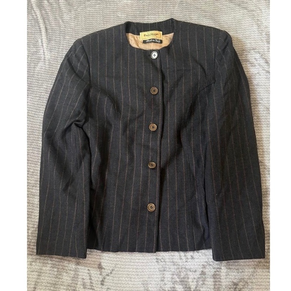 Paul Stuart Italy Super 110s Wool Pinstripe Collarless Blazer Jacket Black 42